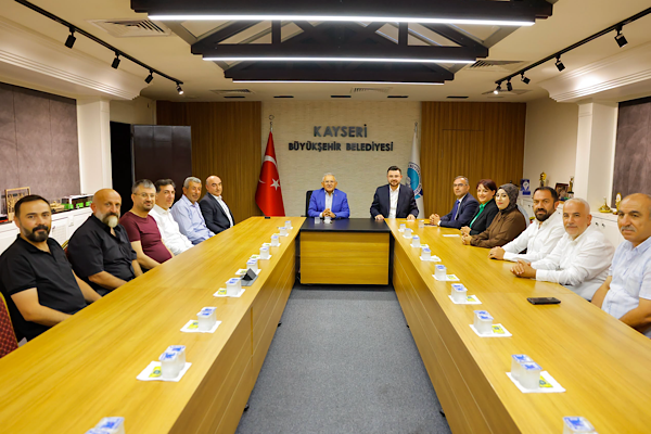 Başkan Büyükkılıç, Kayseri'nin farklı kesimlerinden konuklarını ağırladı