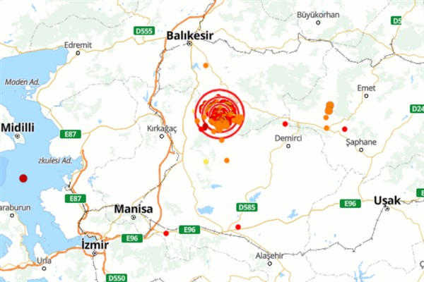 Balıkesir Sındırgı'da deprem