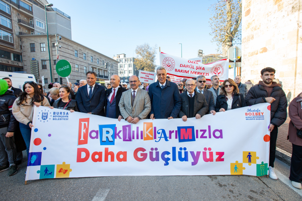 Bursa'da Engelli Farkındalık Yürüyüşü düzenlendi