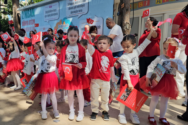 Muratpaşa’da 23 Nisan kutlandı