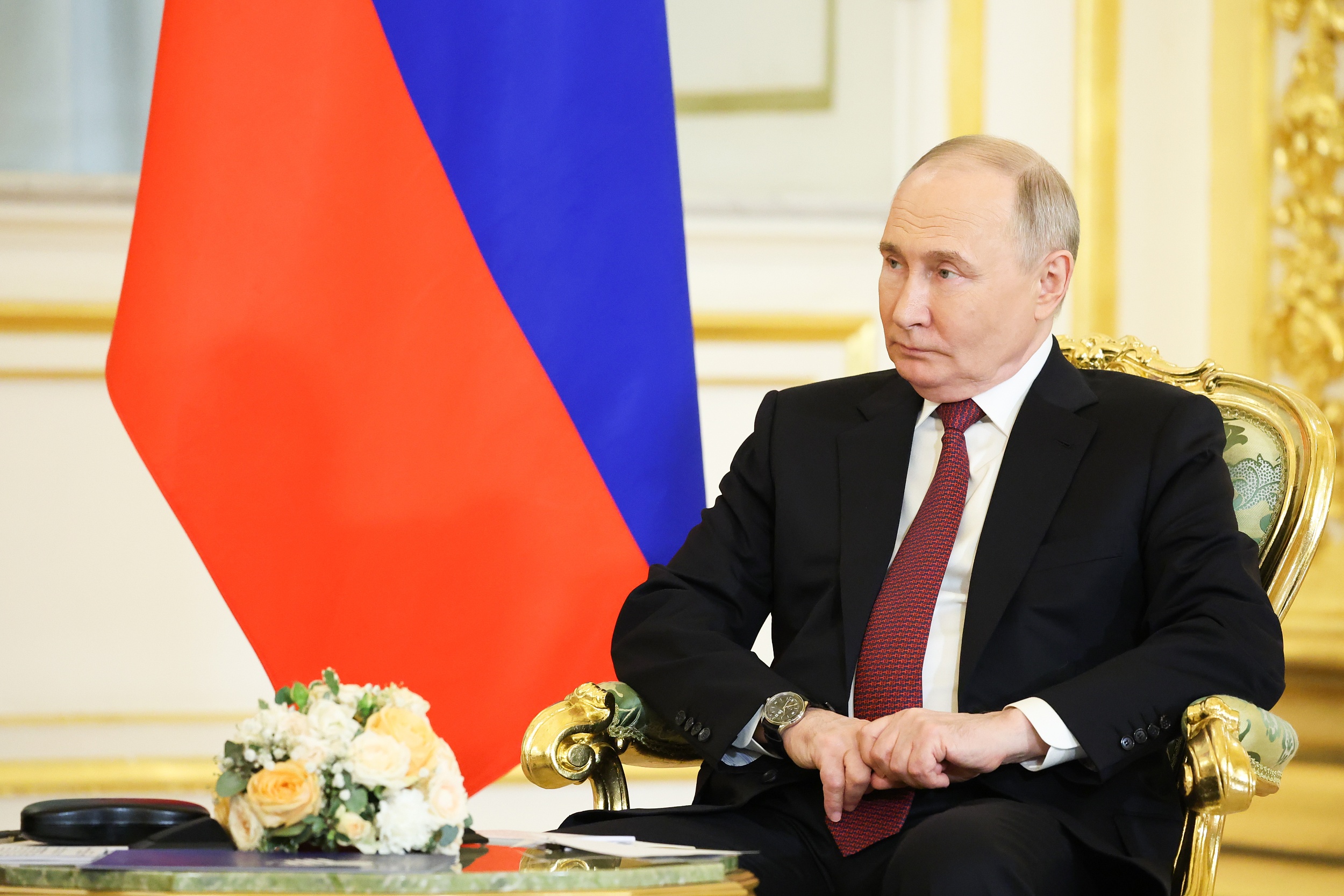 Putin: Kilise tüm dünyanın gözleri önünde parçalanıyor 