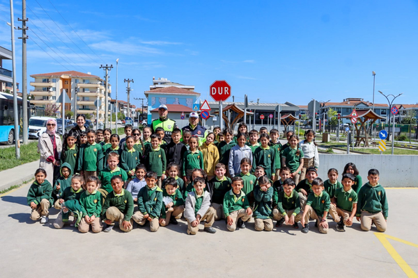 Yalova’da miniklere trafik bilinci eğitimi