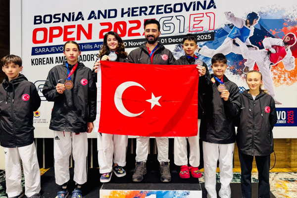 Aliağalı tekvandocular, Saraybosna’dan madalyalarla döndü