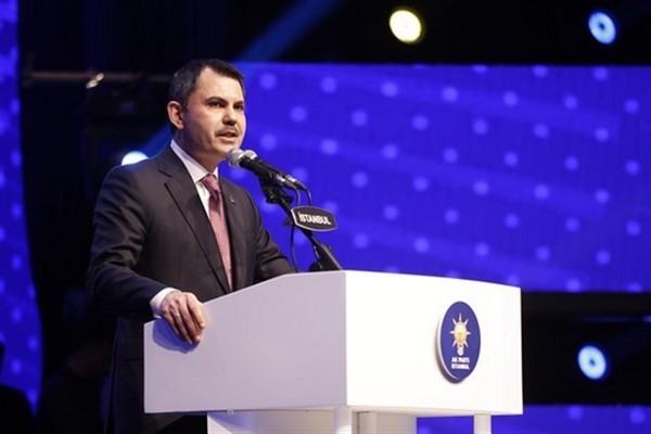 Kurum, İlbank Spor Kulübü sporcularıyla bir araya geldi