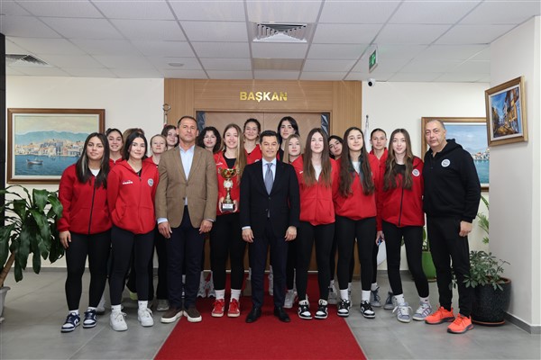 Marmaris Belediyespor U18 Voleybol Takımı 5. kez Muğla şampiyonu