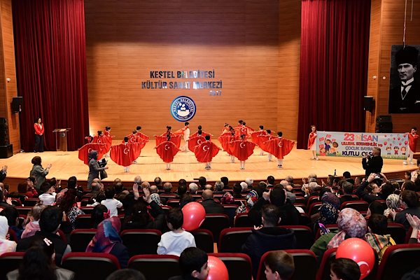 Kestel'de 23 Nisan kutlamaları