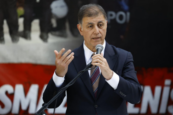 Bornova’daki zincirleme kazasına Tugay'dan taziye mesajı