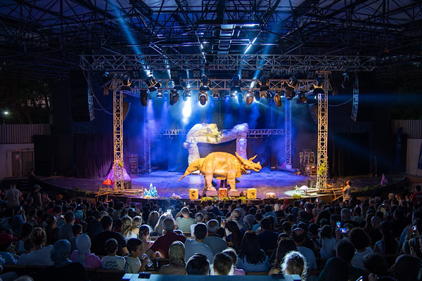  Uluslararası Bursa Festivali'nde ilk kez çocuklara özel tiyatro gösterisi sahnelendi