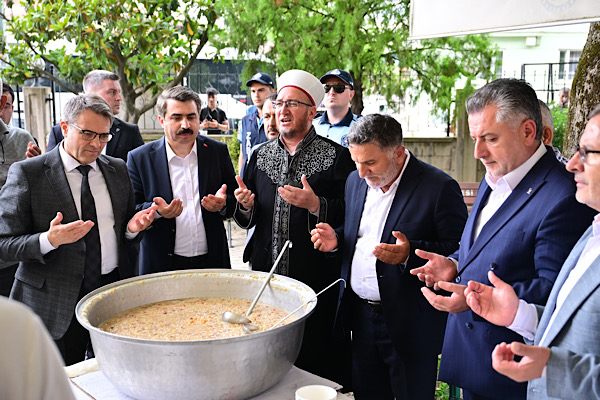 Başkan Yılmaz, Samanlı Mahallesi'ni ziyaret etti