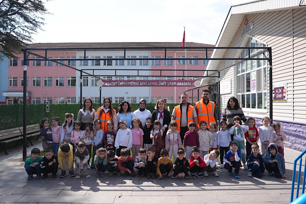 Düzce’de çocuklara yeşil alan ve peyzaj eğitimi verildi