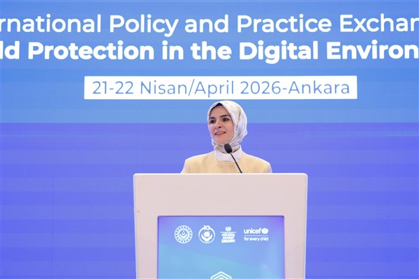 Ankara’da çocukların dijital ortamda korunmasına yönelik uluslararası zirve düzenlendi
