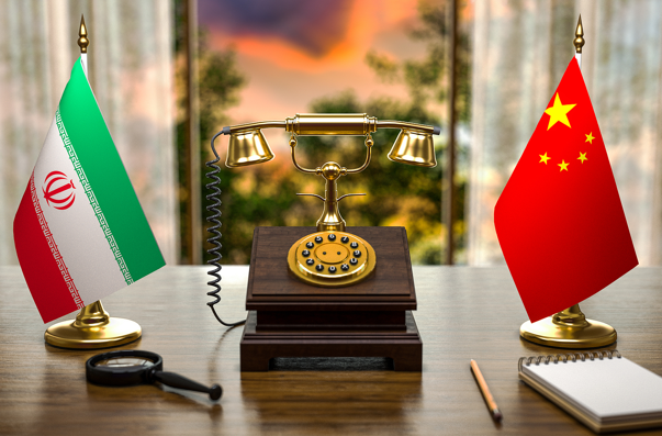 Wang Yi, İranlı mevkidaşıyla telefonda görüştü