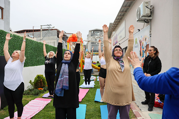 Gülşah Durbay Kadın Danışma Merkezi’nde yoga eğitimleri başladı