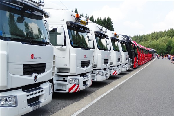 Reysaş'tan çekici ve dorse alımı