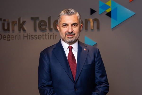 Türk Telekom CEO’su Ebubekir Şahin’in dijital ikizinden sürdürülebilir gelecek vizyonu