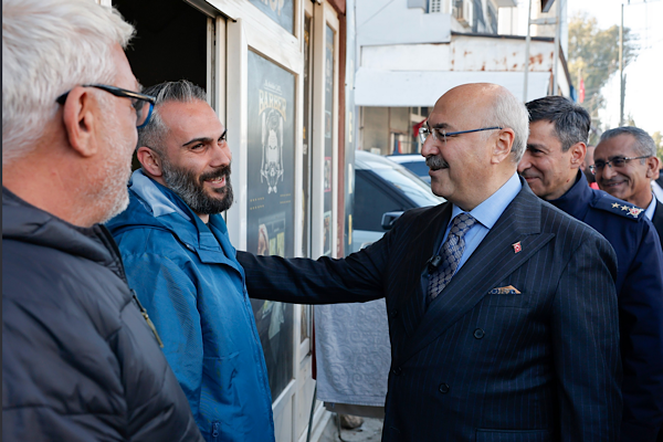 Vali Köşger Gökçeler Mahallesi’nde vatandaşlarla buluştu