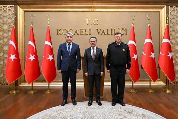 Yalova’da emniyet ve jandarmadan Vali Aktaş’a ziyaret