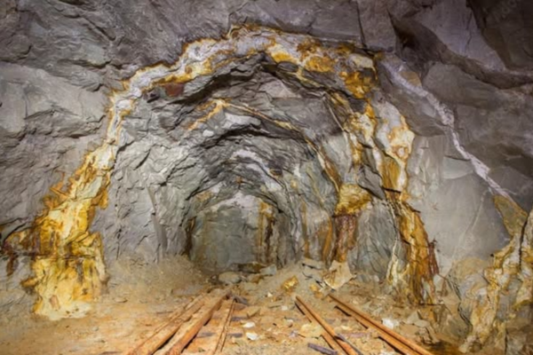 Çin, son yetmiş yılın en büyük altın yatağının keşfini duyurdu