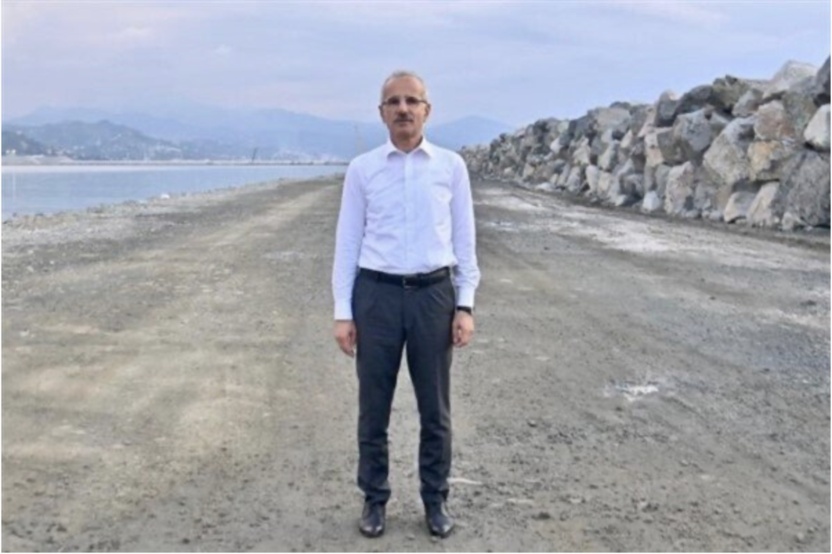 Uraloğlu: İstanbul-İzmir Otoyolu ile zamandan 29 milyar TL tasarruf sağladık