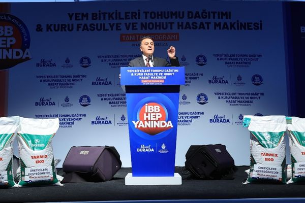 İBB’den çiftçilere 116 ton yem bitkisi tohumu ve hasat makinesi desteği