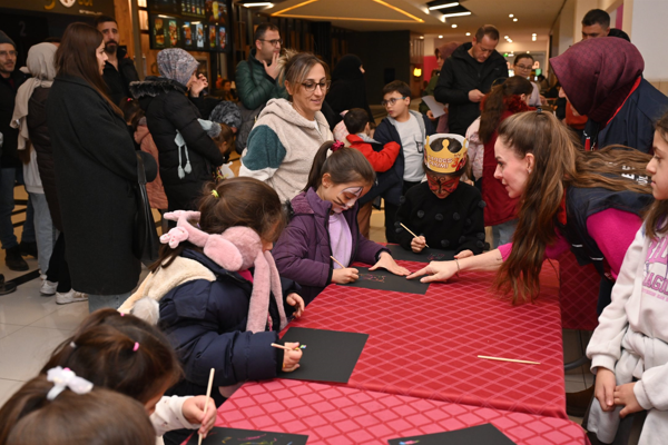 Isparta'da çocuklara yönelik çeşirtli etkinlikler düzenleniyor