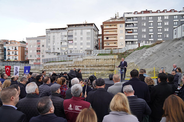 Avcılar’da Reşitpaşa Caddesi Zeminaltı Otoparkı’nın temeli atıldı