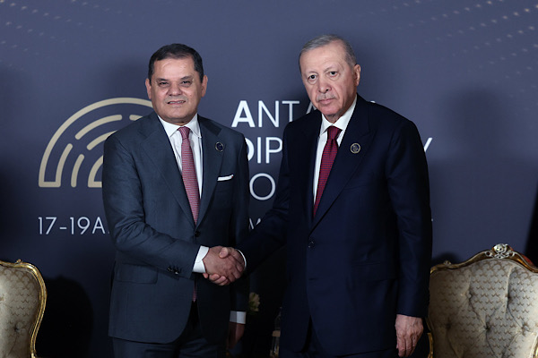 Erdoğan, Libya Milli Birlik Hükümeti Başbakanı Dibeybe ile bir araya geldi