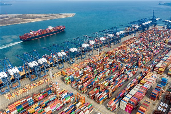 ÇKP Merkez Komitesi Siyasi Bürosu, mevcut ekonomik durumu ele aldı