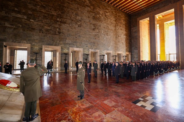 OYAK’tan 65’inci yılında Anıtkabir ziyareti