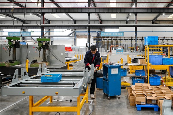 Çin’de imalat PMI endeksi yüzde 50,3 oldu