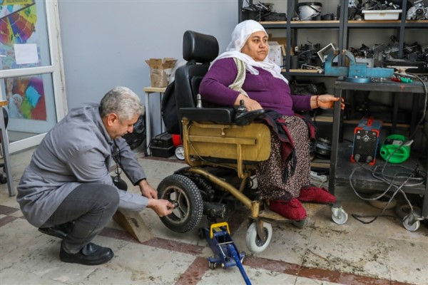 Diyarbakır’da 600 engelliye ücretsiz tekerlekli sandalye desteği