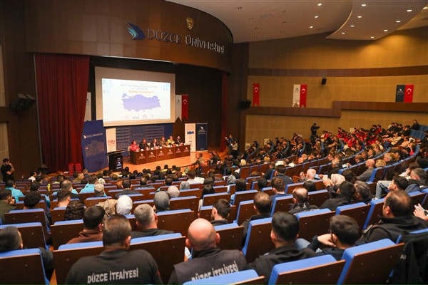 Başkan Özlü: Düzce’de 8 bölgede kentsel dönüşüm yapıyoruz