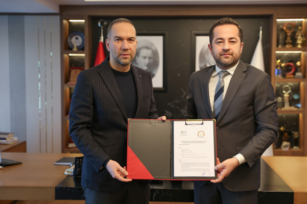 Niğde Belediyesi'nde kadınlara ücretsiz hukuki danışmanlık dönemi başladı