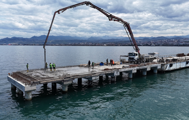 Altınordu Atatürk Rıhtımı'nda çalışmalar devam ediyor