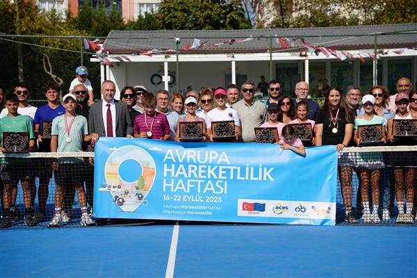 Çorlu 16 Yaş Sonbahar Kupası Tenis Turnuvası sona erdi