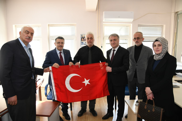 Başkan Genç, Hayrat'ta vatandaşlarla bir araya geldi