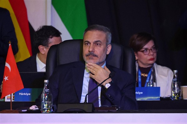 Fidan, Ürdün Başbakan Yardımcısı Safadi ile bir araya geldi