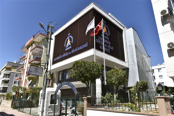 Muratpaşa Belediyesi kurs merkezlerinden 10 öğrenci LGS’de yüzde 15’lik dilime girdi