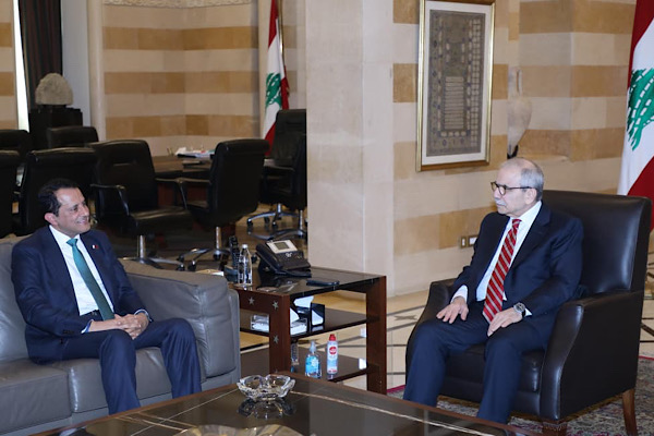 Salam, Katar Devleti'nin Lübnan Büyükelçisi Al-Thani ile görüştü