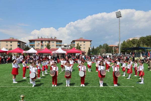 Siirt’te 23 Nisan Ulusal Egemenlik ve Çocuk Bayramı coşkuyla kutlandı