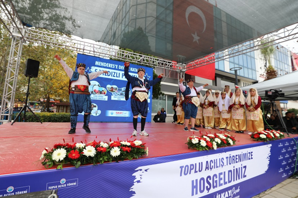 Menderes'te toplu açılış töreni