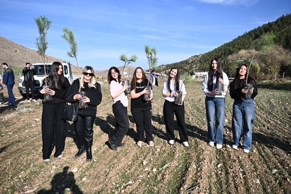 Mamak’ta fidan dikimi gerçekleştirildi