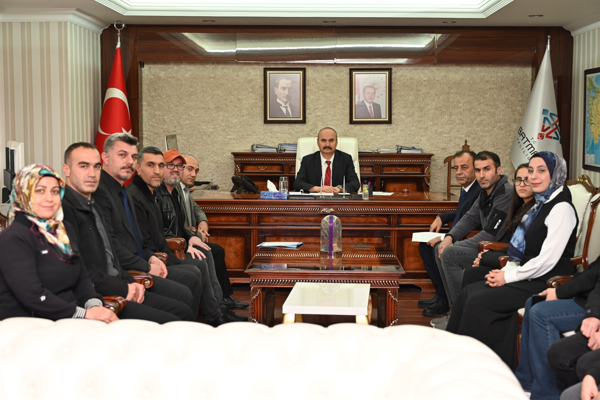 Vali Canalp'e 62. Kütüphane Haftası ziyareti