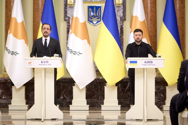 Zelenski, Güney Kıbrıs Cumhurbaşkanı Hristodulidis ile görüştü