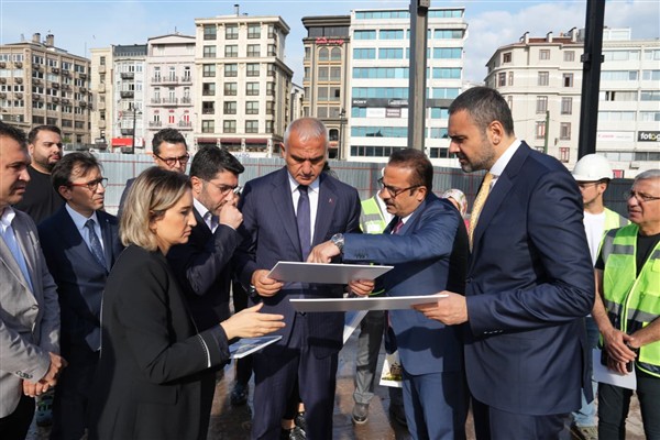 Bakan Ersoy: Sirkeci Garı'nı 2026 İstanbul Kültür Yolu Festivali’ne kadar tamamlayacağız