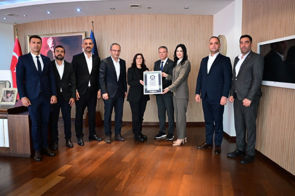 Didim Zeytin Festivali'nde Guinness Dünya Rekoru sertifikası sunuldu
