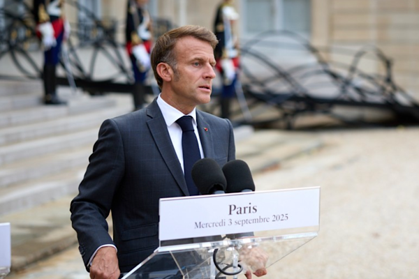 Macron, Güney Kore ziyaretinde