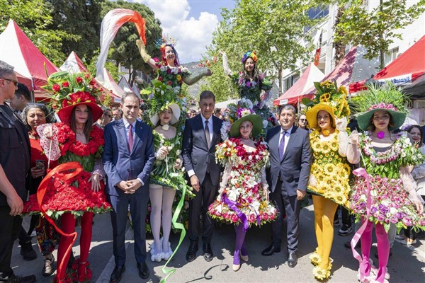 27. Uluslararası Bayındır Çiçek Festivali başladı