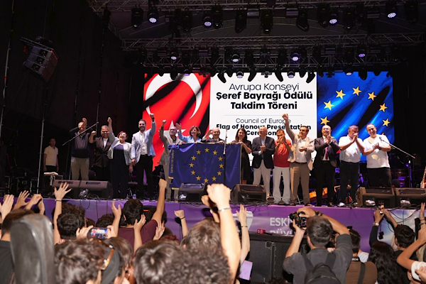 Eskişehir’e Avrupa Konseyi’nden Şeref Bayrağı