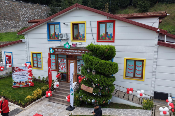 Şehit Öğretmen Fatma Nur Çelik’in adı Çınar Çocuk Evi’nde yaşatılacak